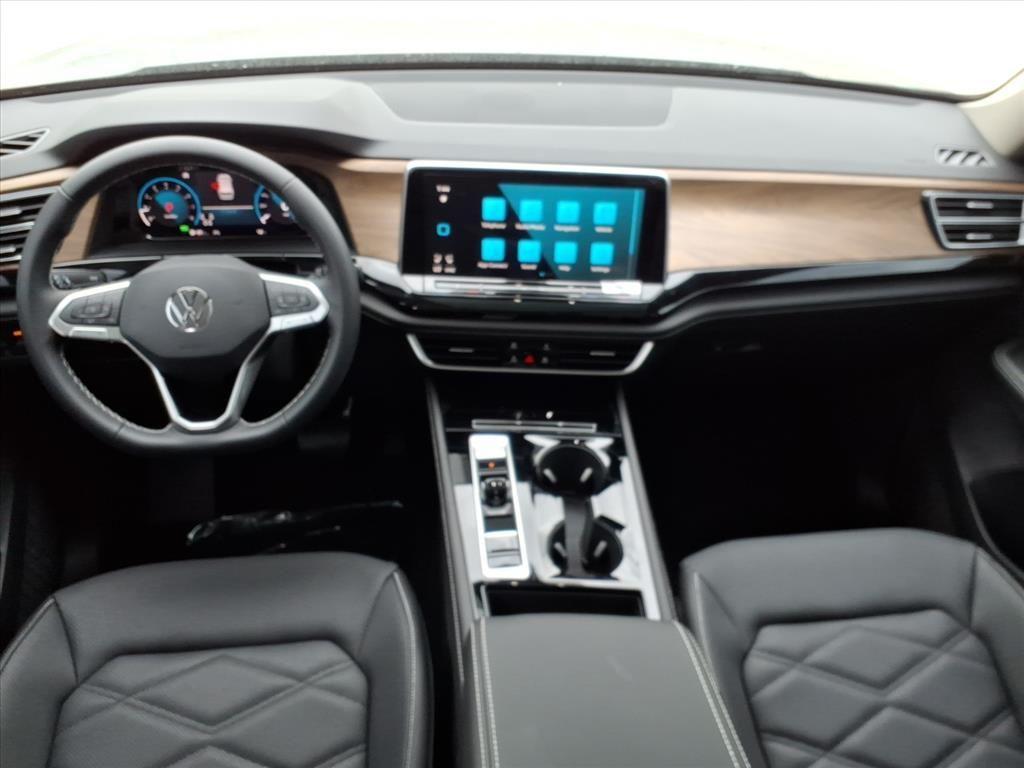 new 2026 Volkswagen Atlas car, priced at $45,708