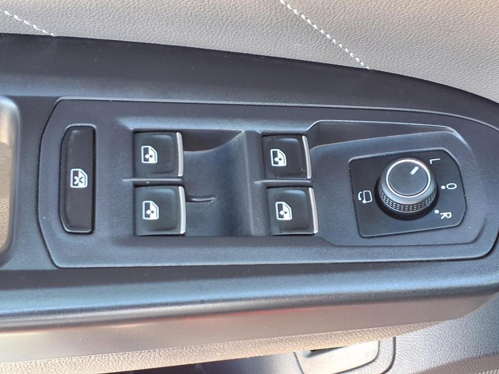 used 2022 Volkswagen Atlas Cross Sport car, priced at $29,396