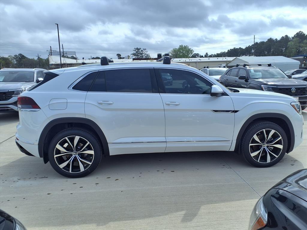 new 2026 Volkswagen Atlas Cross Sport car, priced at $52,580