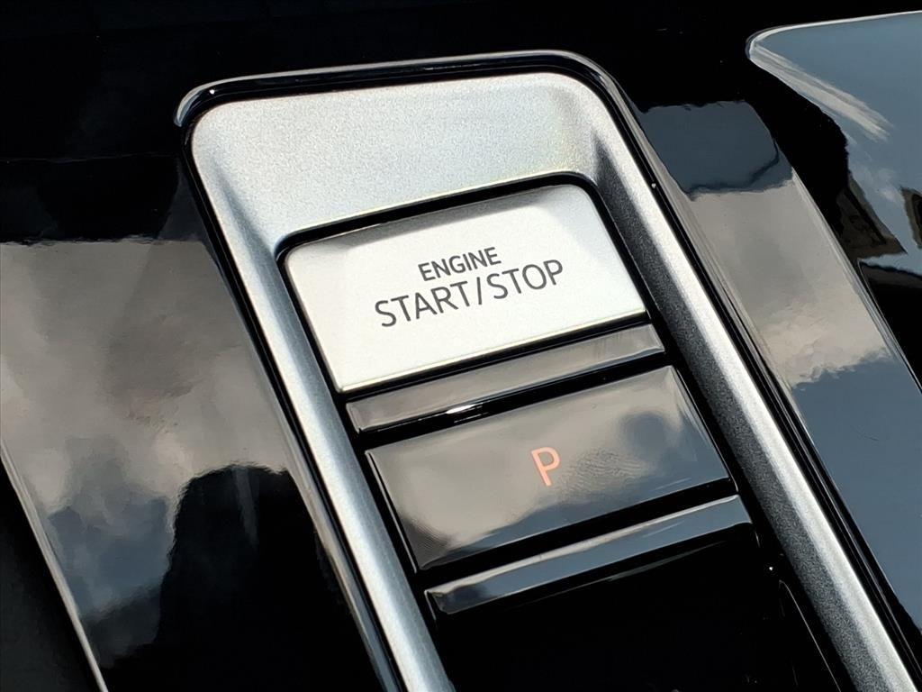 new 2026 Volkswagen Atlas car, priced at $46,220