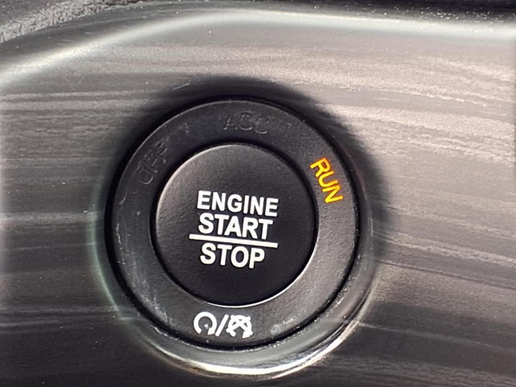 used 2021 Jeep Grand Cherokee car, priced at $20,223