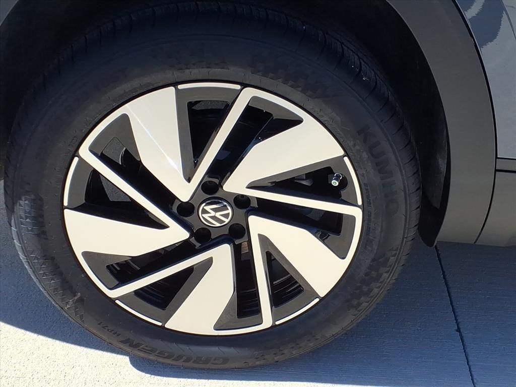 new 2026 Volkswagen Atlas car, priced at $45,110