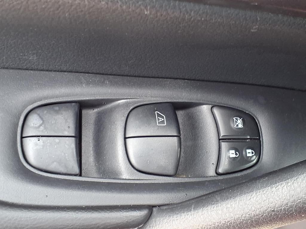 used 2015 Nissan Rogue car, priced at $8,788