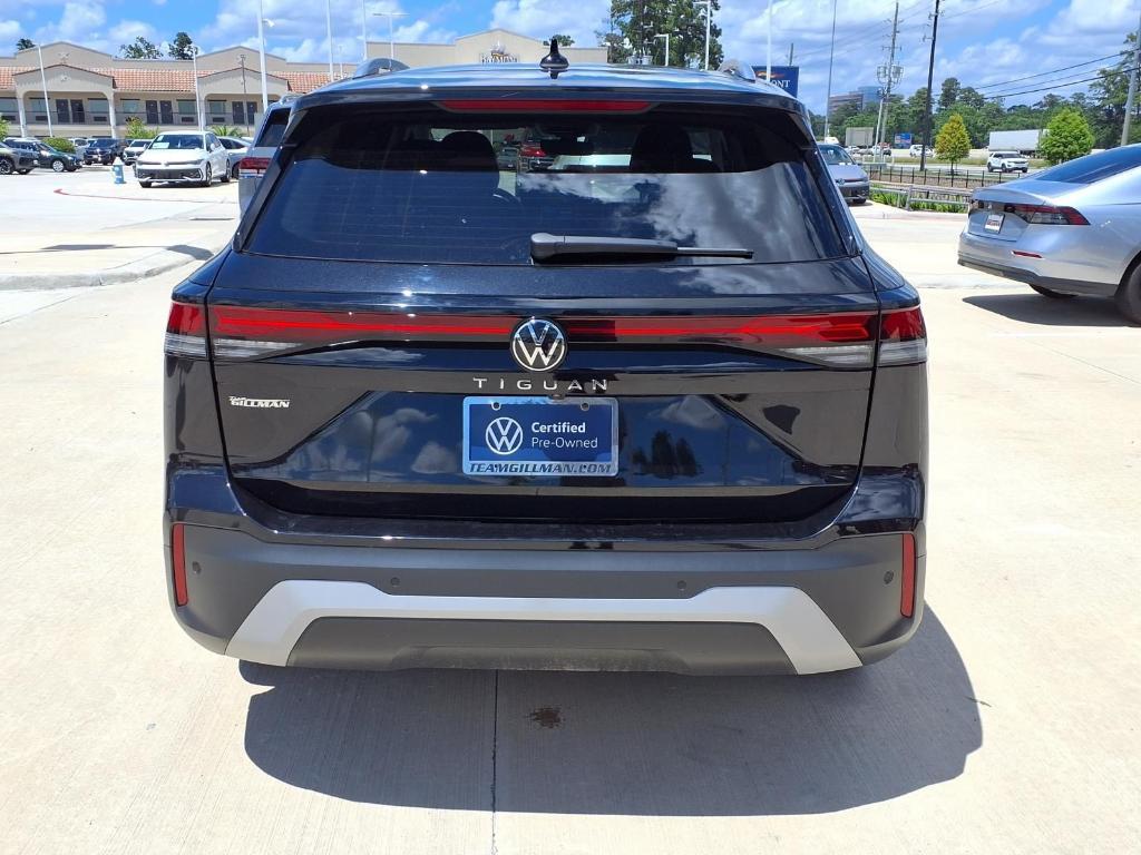 used 2025 Volkswagen Tiguan car, priced at $27,960
