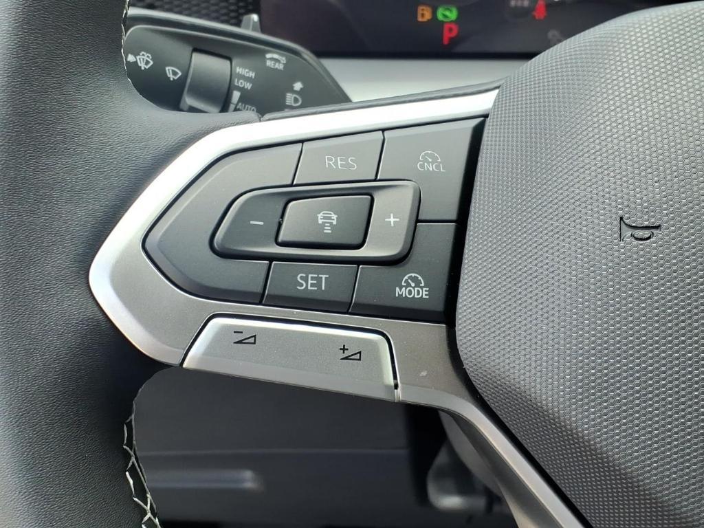 new 2026 Volkswagen Tiguan car, priced at $33,602