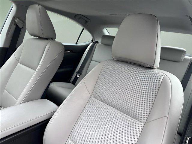 used 2018 Lexus ES 350 car, priced at $18,967