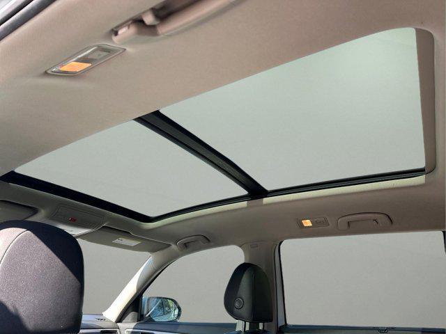 used 2020 Volkswagen Atlas car, priced at $18,999