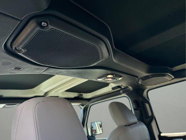 used 2023 Jeep Gladiator car, priced at $37,040