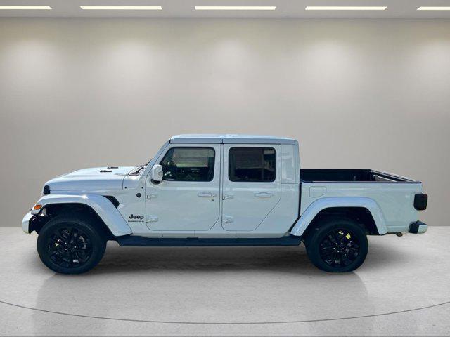 used 2023 Jeep Gladiator car, priced at $37,040