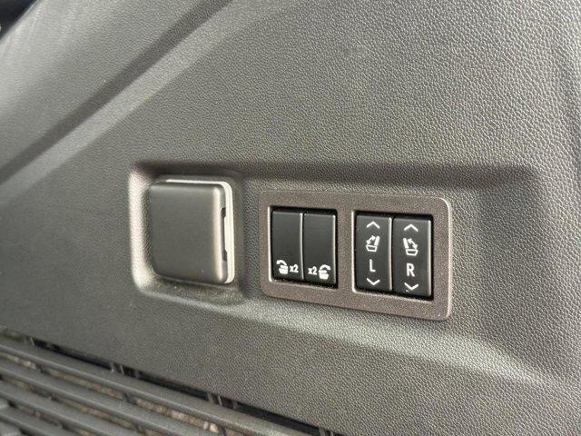 used 2023 GMC Yukon car, priced at $63,557