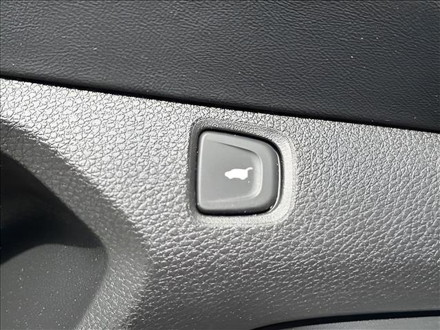 used 2023 Acura RDX car, priced at $39,510