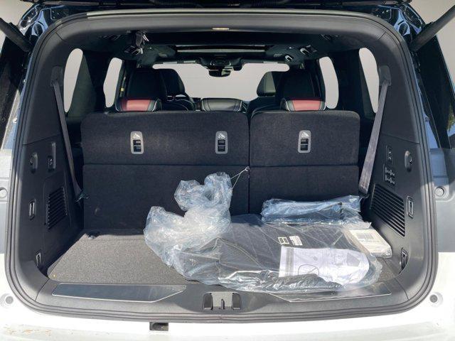 new 2026 INFINITI QX80 car, priced at $106,289