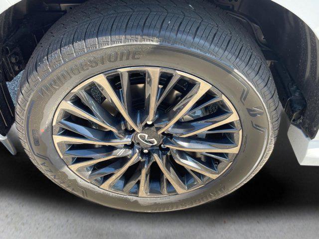 new 2026 INFINITI QX80 car, priced at $106,289