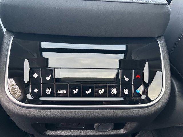 new 2025 INFINITI QX80 car, priced at $82,999