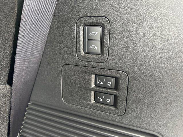 new 2025 INFINITI QX80 car, priced at $76,211