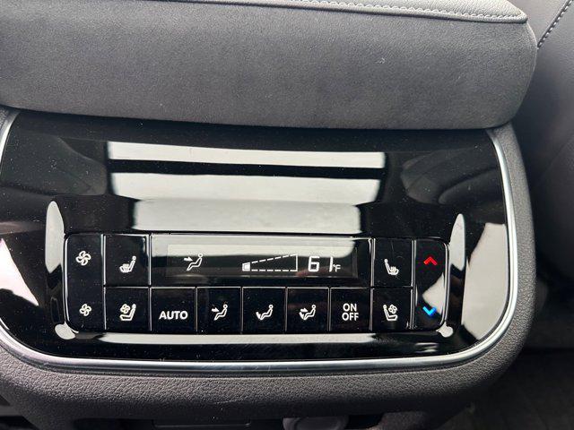 new 2025 INFINITI QX80 car, priced at $76,211