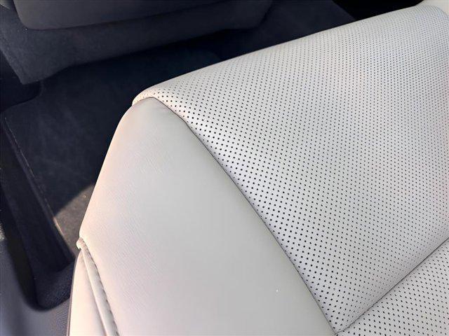 used 2019 Lexus ES 350 car, priced at $21,619