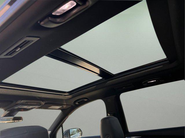 used 2023 Cadillac XT6 car, priced at $33,187
