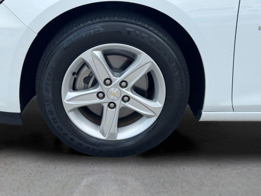 used 2020 Chevrolet Malibu car, priced at $17,696
