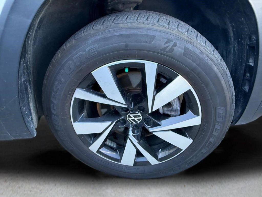 used 2021 Volkswagen Atlas Cross Sport car, priced at $23,687