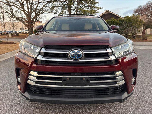 used 2017 Toyota Highlander Hybrid car, priced at $25,968