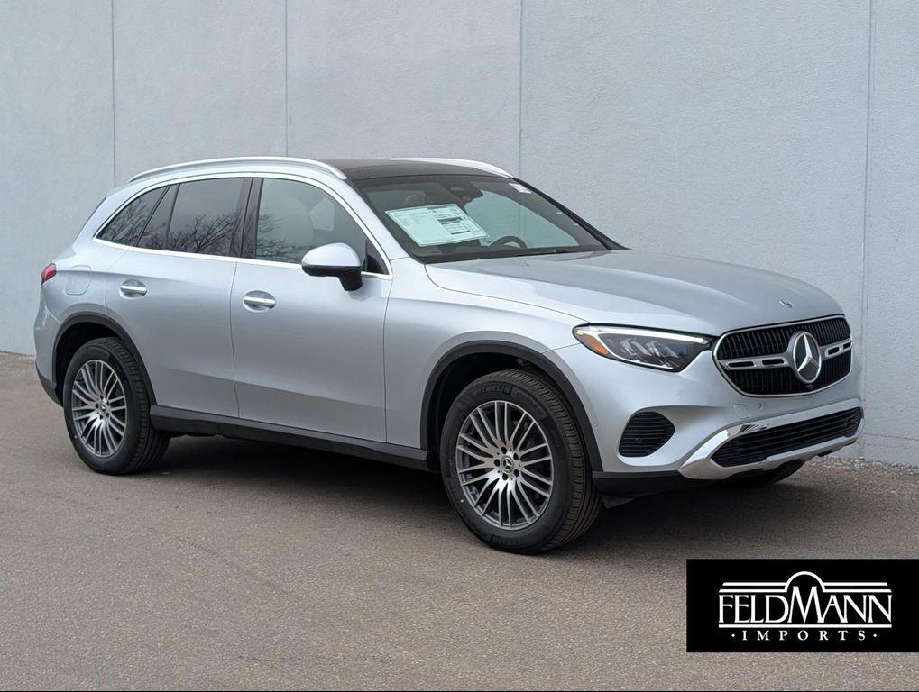 new 2026 Mercedes-Benz GLC 300 car