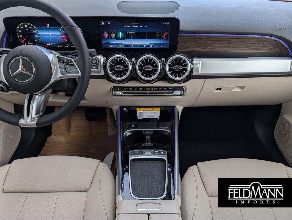 new 2026 Mercedes-Benz GLB 250 car