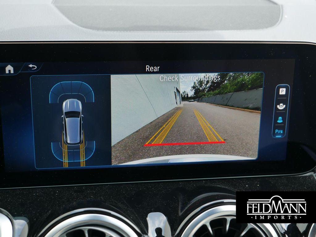 new 2025 Mercedes-Benz GLB 250 car, priced at $51,095