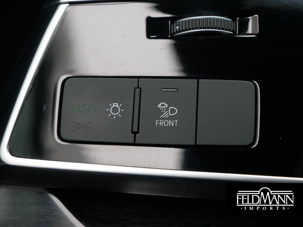 used 2025 Audi Q7 car, priced at $47,955