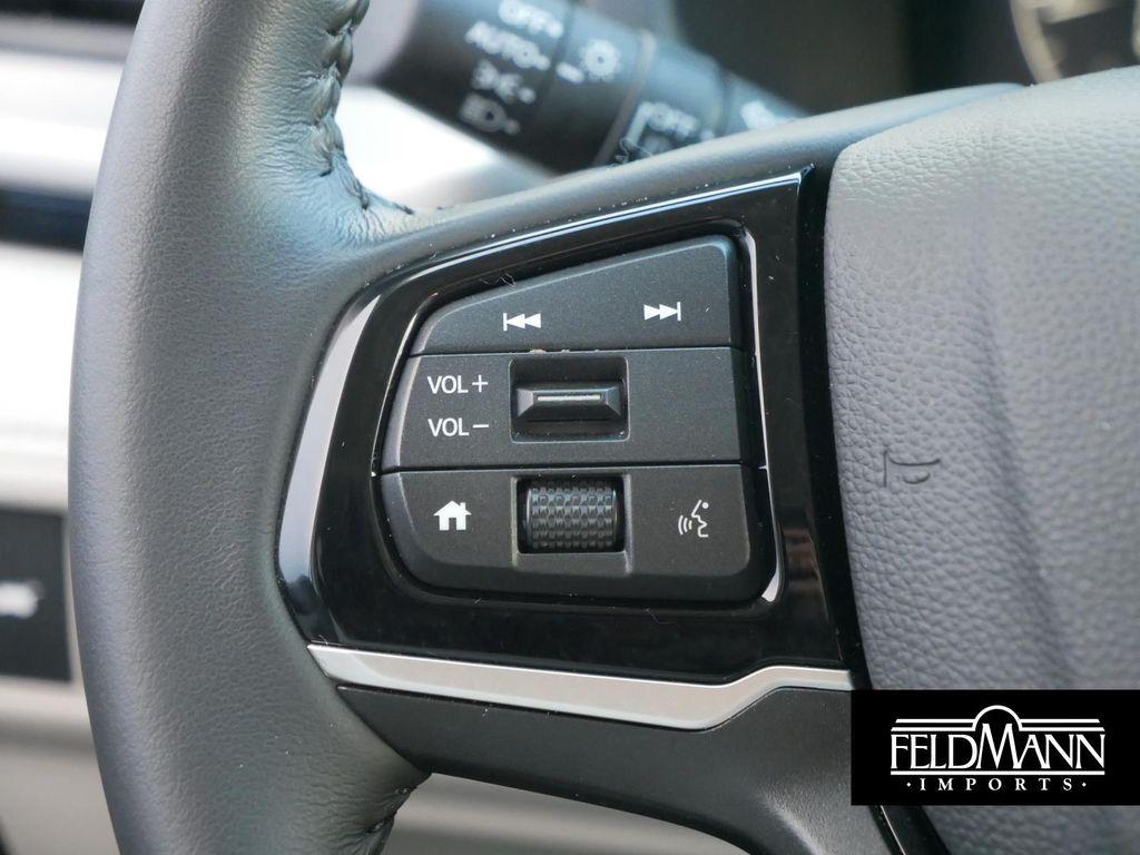 used 2025 Honda Odyssey car, priced at $41,555