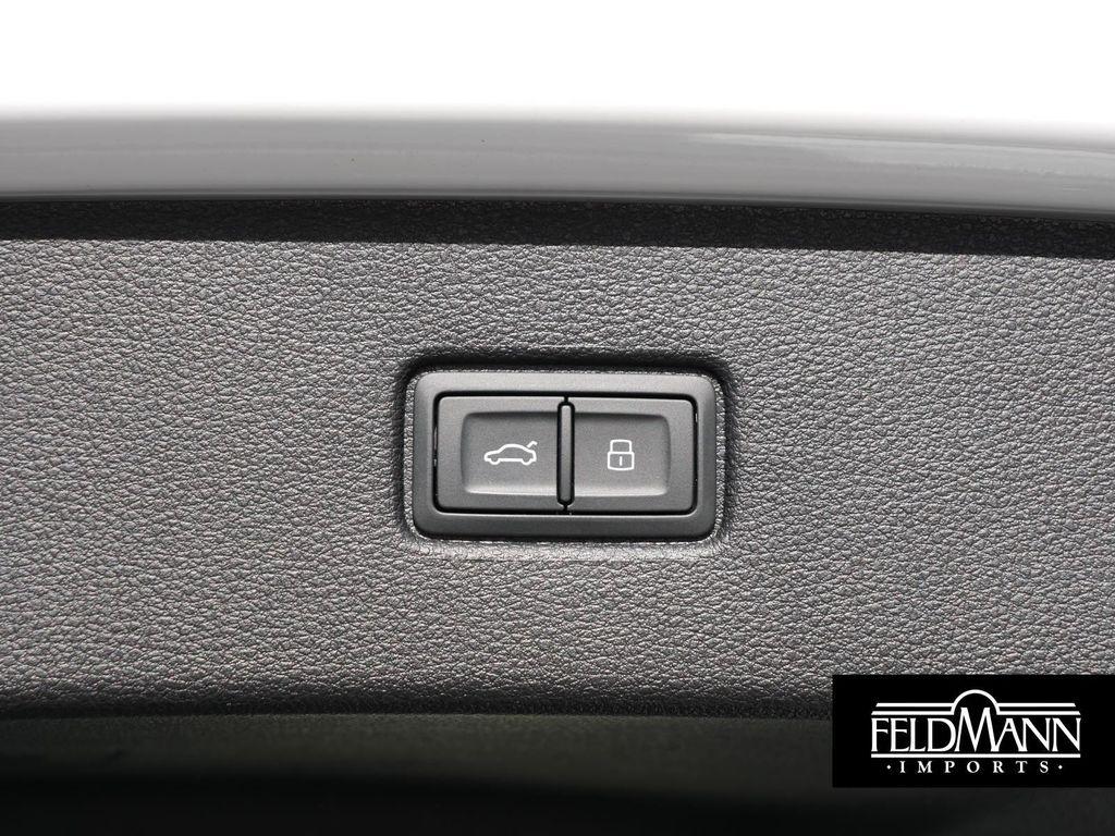 used 2025 Audi Q7 car, priced at $48,795