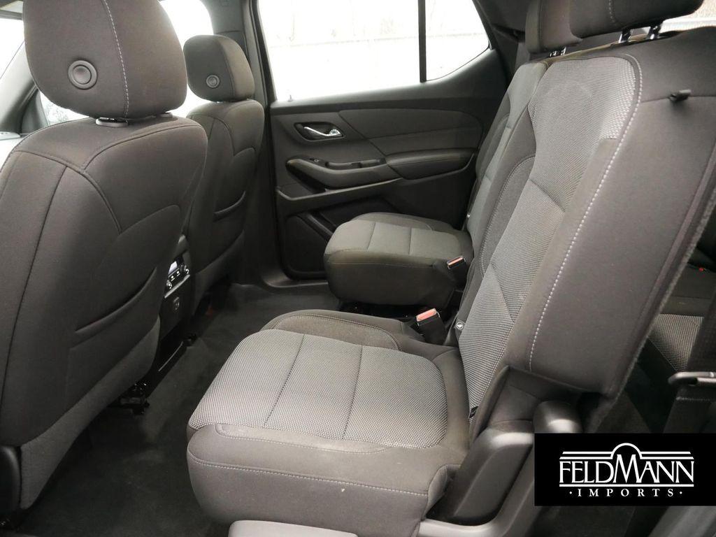 used 2022 Chevrolet Traverse car, priced at $26,687