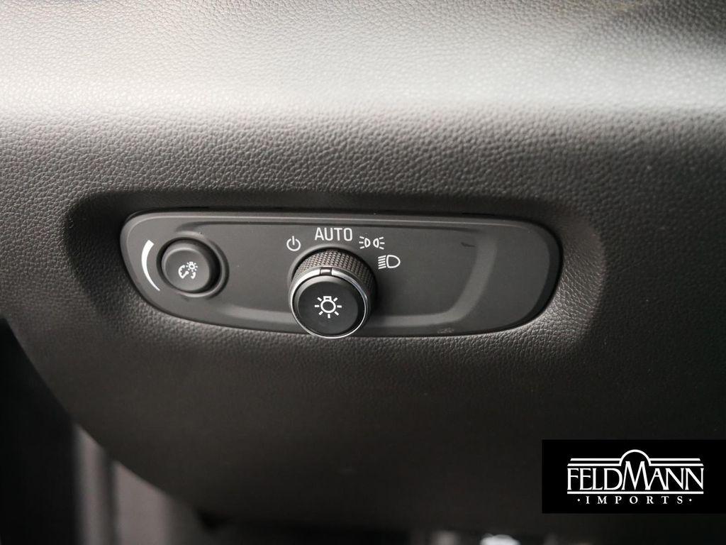 used 2022 Chevrolet Traverse car, priced at $26,687