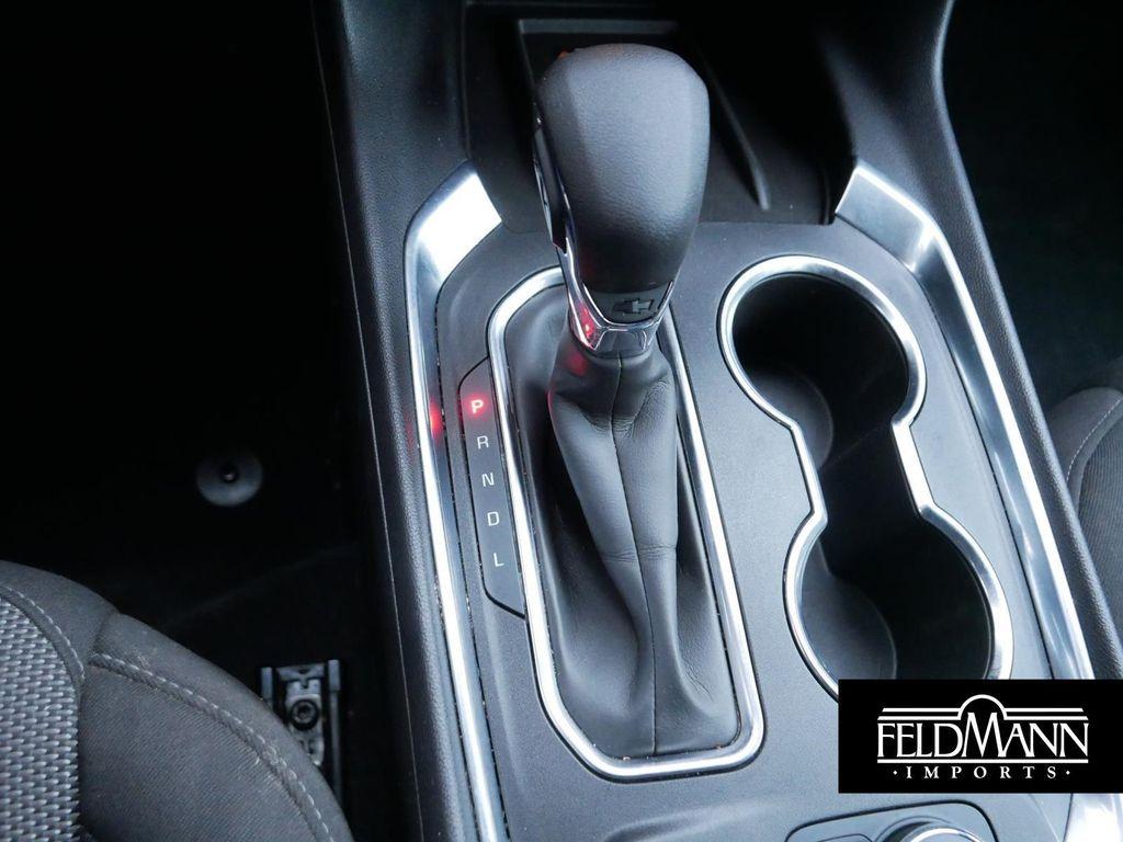 used 2022 Chevrolet Traverse car, priced at $26,687