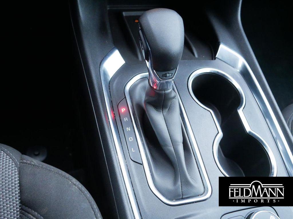 used 2022 Chevrolet Traverse car, priced at $26,687