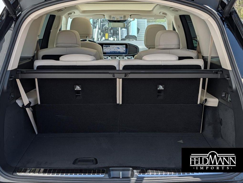 new 2026 Mercedes-Benz GLS 450 car