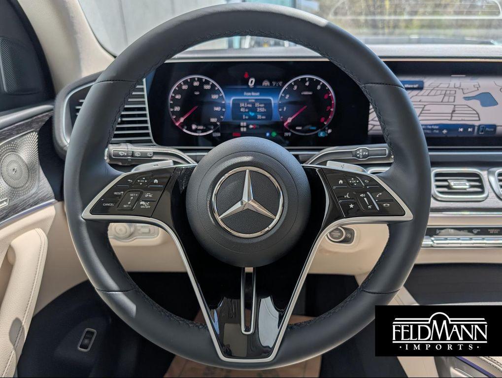 new 2026 Mercedes-Benz GLS 450 car