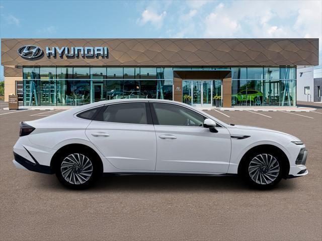 new 2026 Hyundai Sonata Hybrid car, priced at $40,600