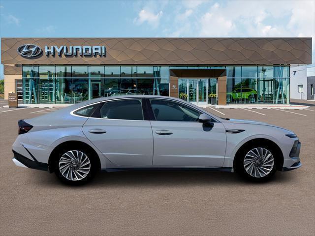 new 2026 Hyundai Sonata Hybrid car, priced at $32,695