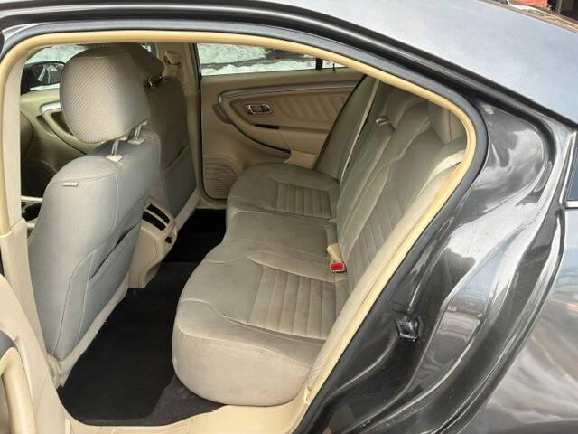 used 2015 Ford Taurus car, priced at $5,981