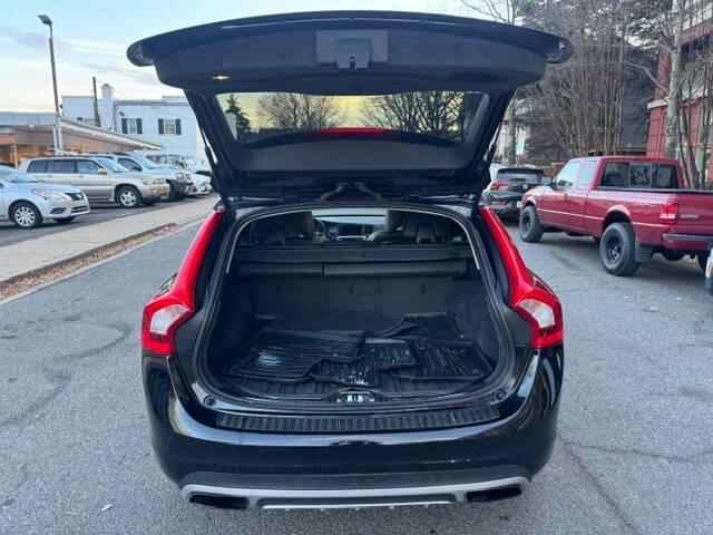 used 2015 Volvo V60 Cross Country car, priced at $7,981