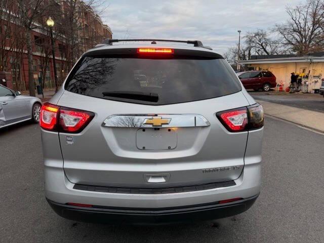 used 2014 Chevrolet Traverse car, priced at $5,981