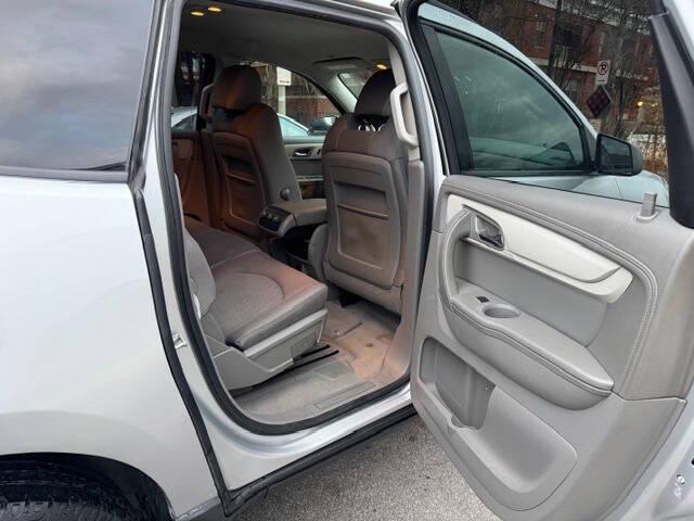 used 2014 Chevrolet Traverse car, priced at $5,981