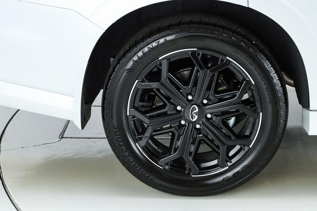 new 2026 INFINITI QX80 car, priced at $107,525