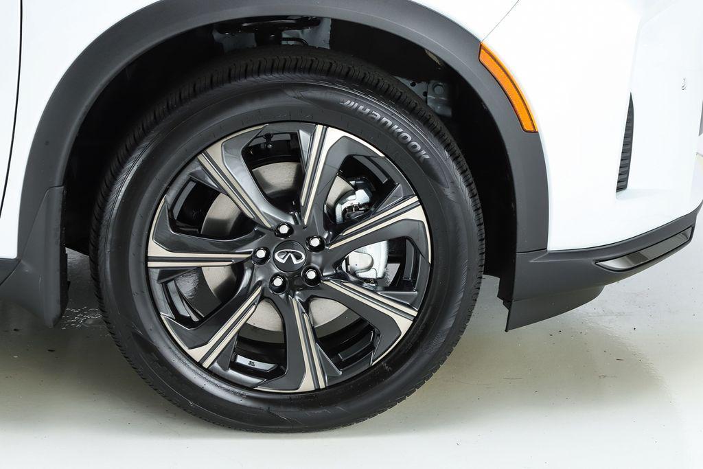 new 2026 INFINITI QX60 car, priced at $70,740