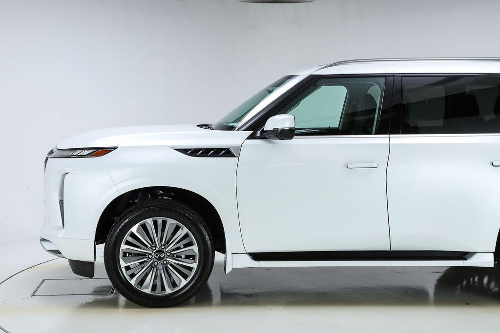 new 2026 INFINITI QX80 car, priced at $98,480