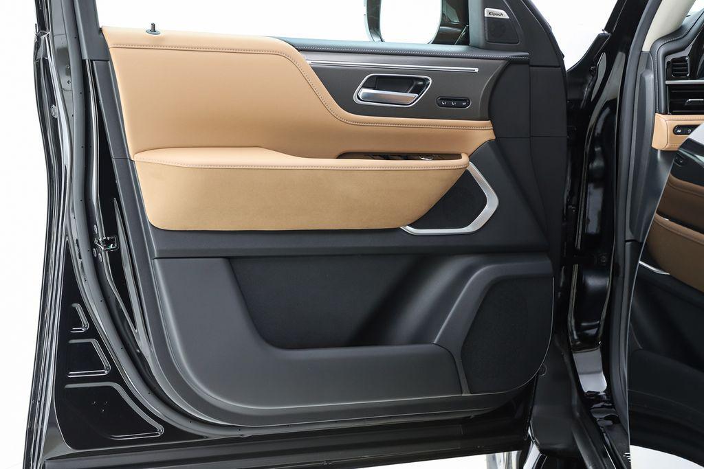 new 2026 INFINITI QX80 car, priced at $97,580