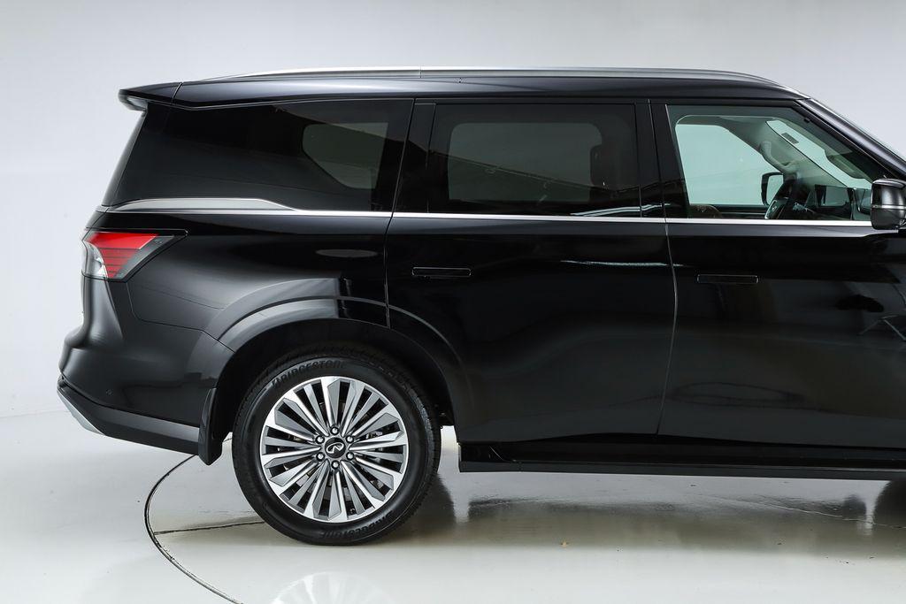 new 2026 INFINITI QX80 car, priced at $97,580