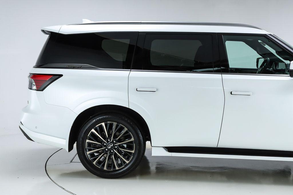 new 2026 INFINITI QX80 car, priced at $115,860