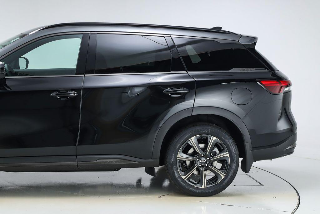 new 2026 INFINITI QX60 car, priced at $69,895